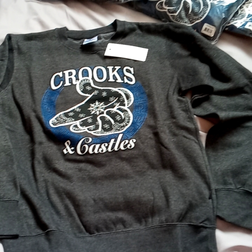 Crooks and castles crew neck sweater